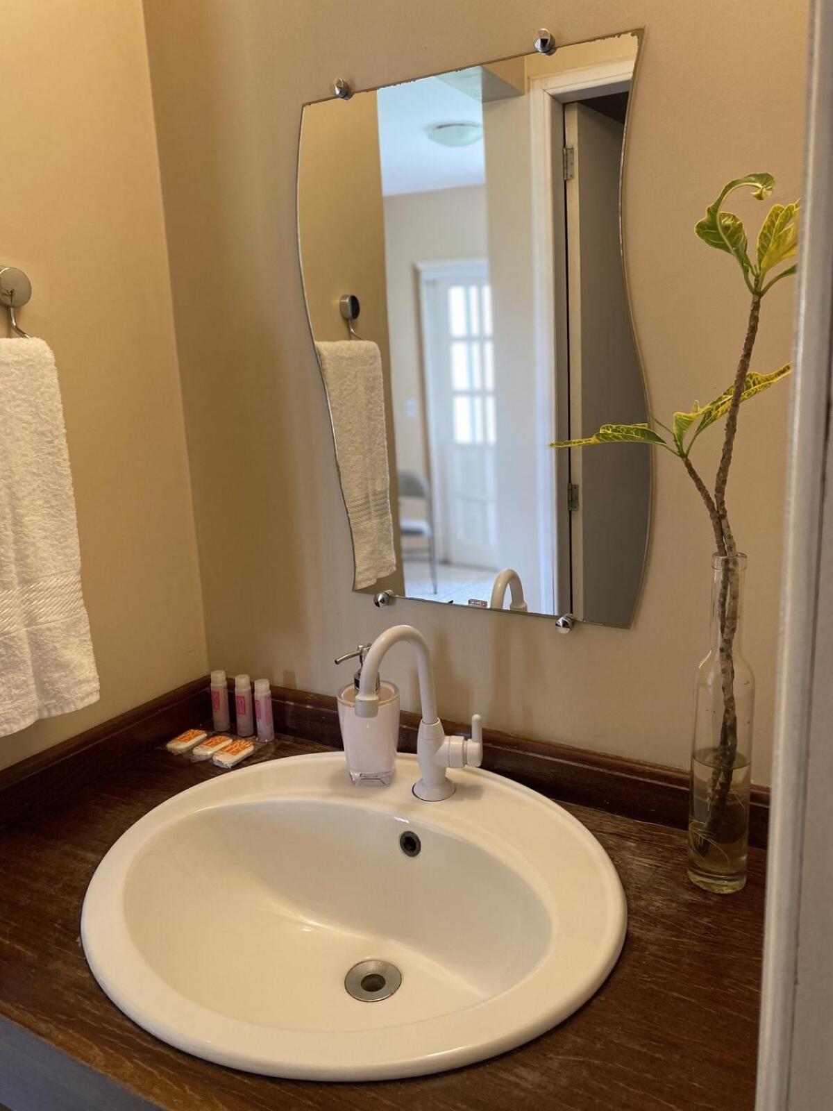 Casa Bouganville - Quarto Com Cozinha Novo Airao Ngoại thất bức ảnh